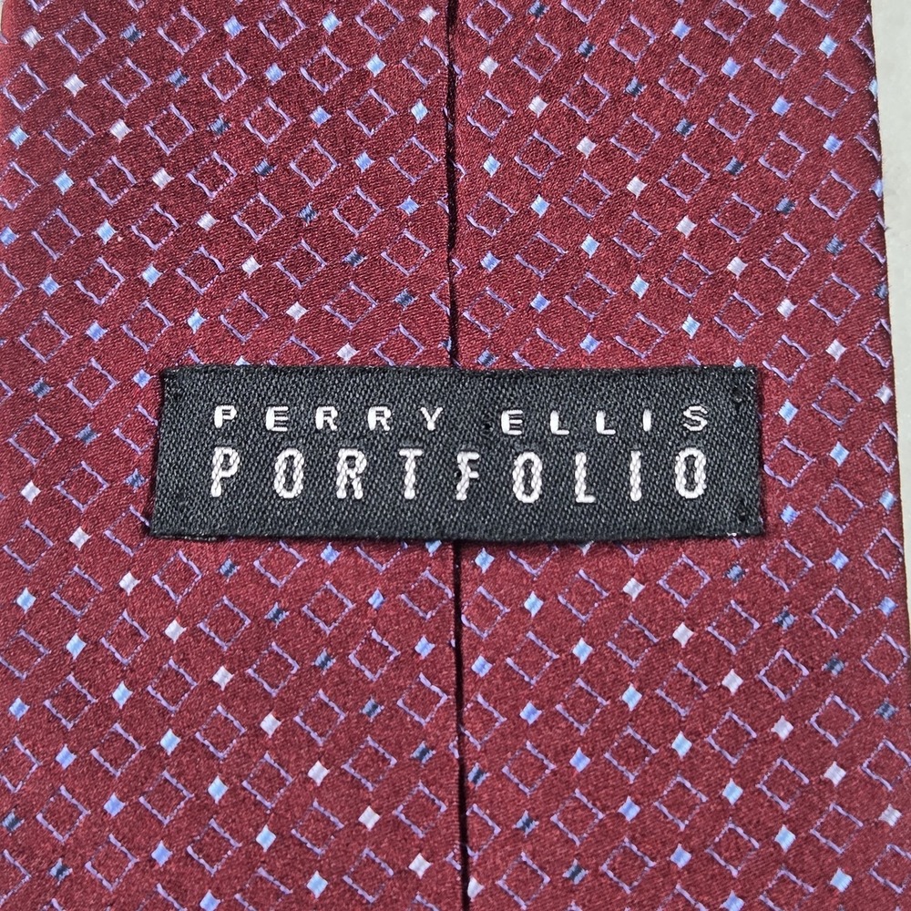 Perry Ellis Portfolio Silk Tie Burgundy Red Blue Geometric Diamond Neat Pattern - Picture 3 of 6